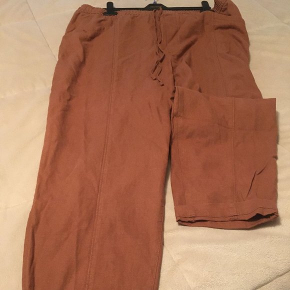 Old Navy Pants - Old Navy High-Waisted Cropped Linen-Blend Pants